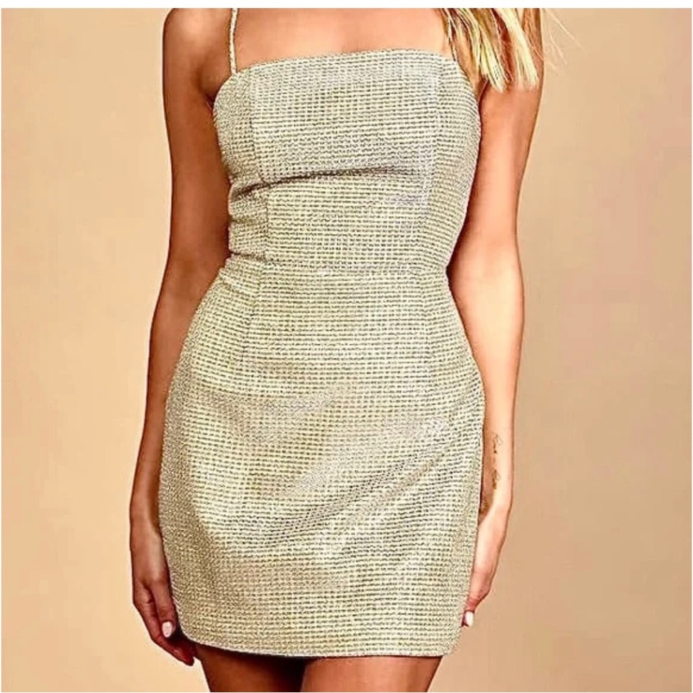 Lulu’s Gold Criss Cross Back Mini Dress. Holiday Dress. Christmas, New Year.